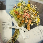 スマホにbouquet*･゜ﾟ･*:.｡.. ビタミンカラーがギュッとつまった˚✧₊かすみ草ブーケ　韓国　インナーシート（ランダム）