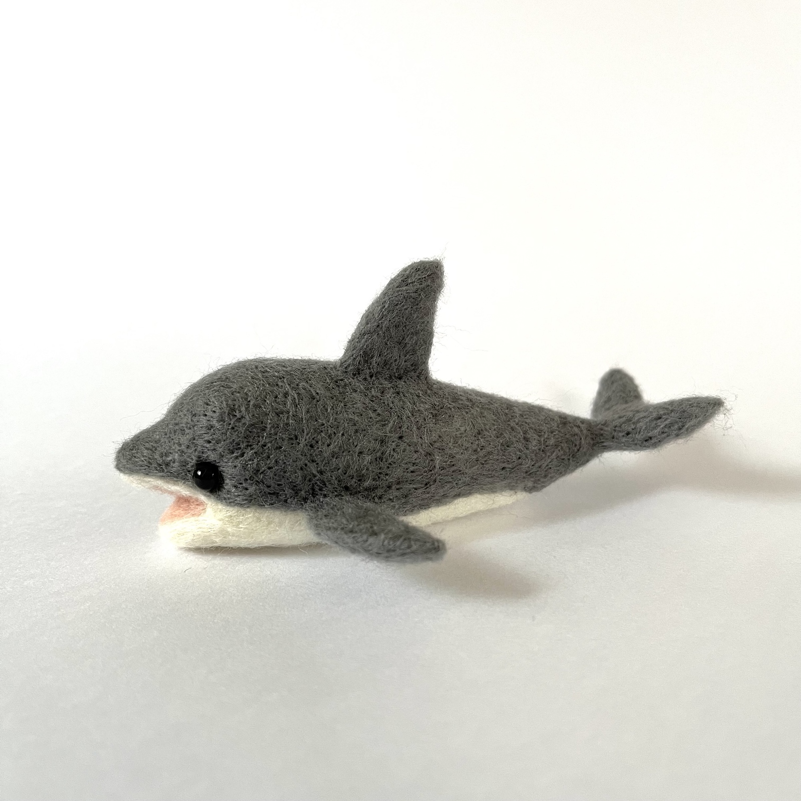 UMI　羊毛フェルト　ハンドメイド スズメ 羊毛フェルト ハンドメイド 鳥