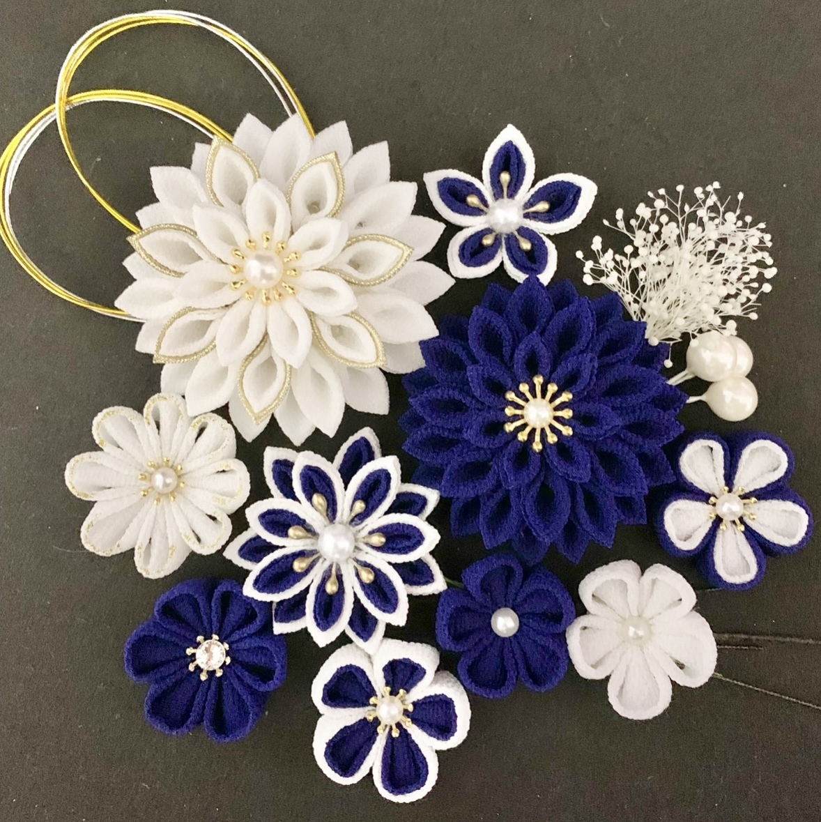つまみ細工　縁取り 100均材料 つまみ細工】kanzashi flower fabric flower DIY 髪
