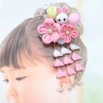 七五三　小さなちりめん玉　つまみ細工　髪飾り(ピンク　うさぎ)　パールチェーン　藤下がり　前撮り　3才　7才　753　三歳　七歳　記念日　女の子　ピン　クリップ　カラーオーダー　ウサギ　パステル