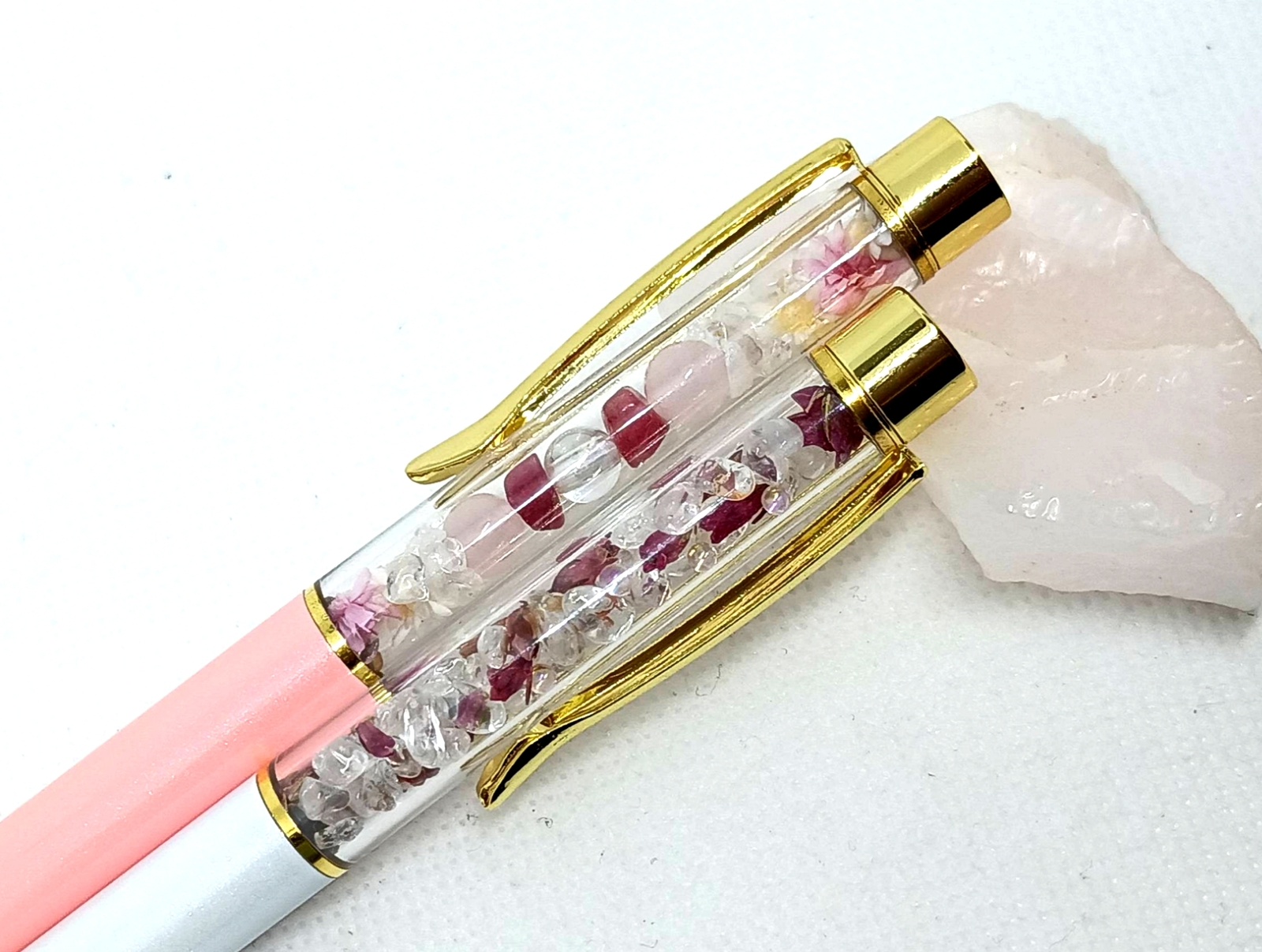 幸運を呼ぶ花と天然石のボールペン　ペア　2本セット　ピンク&ブルー　水晶　ムーン 幸運を呼ぶ花と天然石のボールペン ペア 2本セット 恋が咲く天然石