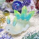 Uo610［クォーツ］宇宙を宿すガラスのウミウシ