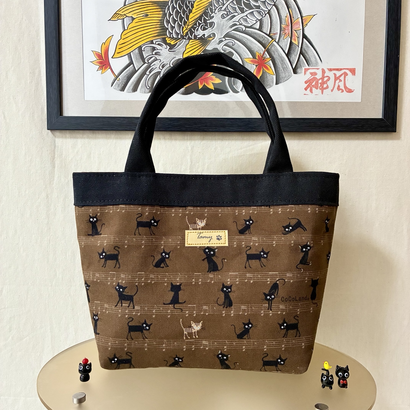 猫柄ミニトートバッグ 黒猫 音符ネコ ブラウン&ブラック Dカン付き ストリート 帆布