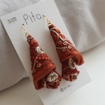 とんがり インド刺繍リボン × ボルドー　大ぶり　秋色　ピアス/イヤリング