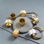 [1pcs] オール ステンレス 直径約10mm キラキラ パイプ ビーズ ゴールド 24KGPイオンメッキ サージカルステンレス 金属アレルギー対応