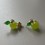 Green Apple ガラスのピアス　ハンドメイド　青リンゴ　サージカルステンレス　りんご　果物