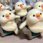 ひよこ展シリーズ　めっちゃえらそうなひよこさん