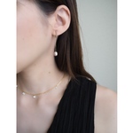 【SALE】earl chain / パープル　ブライダル　結婚式　ウェディング　小ぶり　華奢　シンプル　チェーン　揺れる　パール　淡水パール　２WAY　ピアス　アクセサリー