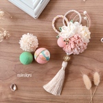 浴衣や七五三に！マムと梅花の髪飾り サーモンピンク／白