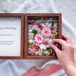 【両親贈呈品・写真入れOK】思い出に残るお花のフォトボックス（ピンク）誕生日祝い　引越し祝い　子育て感謝状　結婚祝い　出産祝い　ギフト