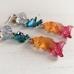 染め魚と硝子の貝殻　魚(オレンジ×赤)  石(碧) G