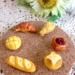 小さなパンのプッシュピン【6種類セット】