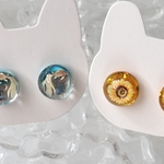 涼しげ金魚と夏のひまわりスタッドピアス2個組⭐︎ オープニングセール開催中です♪♪ 通常価格より200円引きで販売しております（╹◡╹）