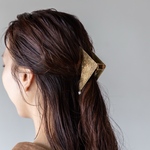 【ハーフアップに最適✨】バンスクリップ　ゴールド　天然石　真鍮　パール　ヘアアクセサリー　ヘアクリップ　結婚式　浴衣　海　夏　リゾート　大人アクセサリー　大人かわいい　シンプル　大きめ　まとめ髪