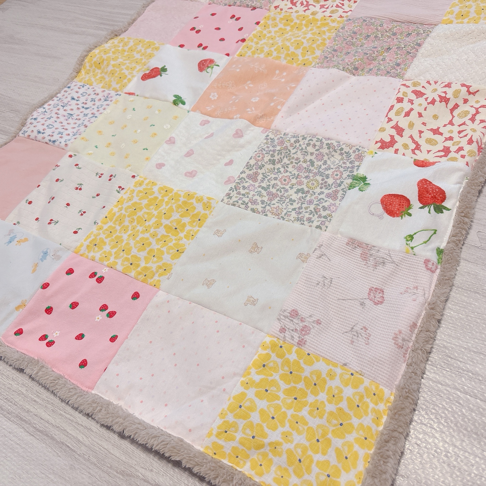たけちゃん様❤ハンドメイド　限定ドット×パッチワーク6重ガーゼケットブランケット 2114-n.jpg