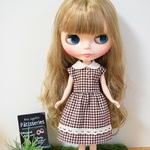 茶ギンガムワンピース　リカちゃん・ブライスサイズ
