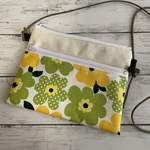 花柄ダブルファスナーサコッシュ　グリーンイエロー系　現品限り