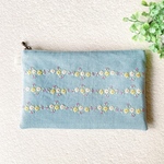 手刺繍20㎝ファスナーフラットポーチ（水色）