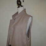 上質リネン！「Vネックベスト・ポケット付き」