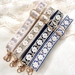 再販　❅natural花柄刺繍♪   長さ調整可能 ショルダーストラップ　スマホショルダー　バッグショルダー　インド刺繍リボン