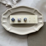 〘ブルーフラワー〙小粒タイルのピアス/イヤリング