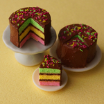 ミニチュア　ネオンチョコレートケーキ