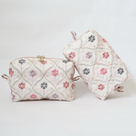 インド刺繍　コスメポーチ　花柄　ナイロン　ピンク　スパンコール　上品　キラキラ　お出かけ　小物入れ　収納　メイクポーチ