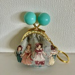 マッチ箱サイズの小さながま口、キーホルダーまたは便利な小物入れととしても♪