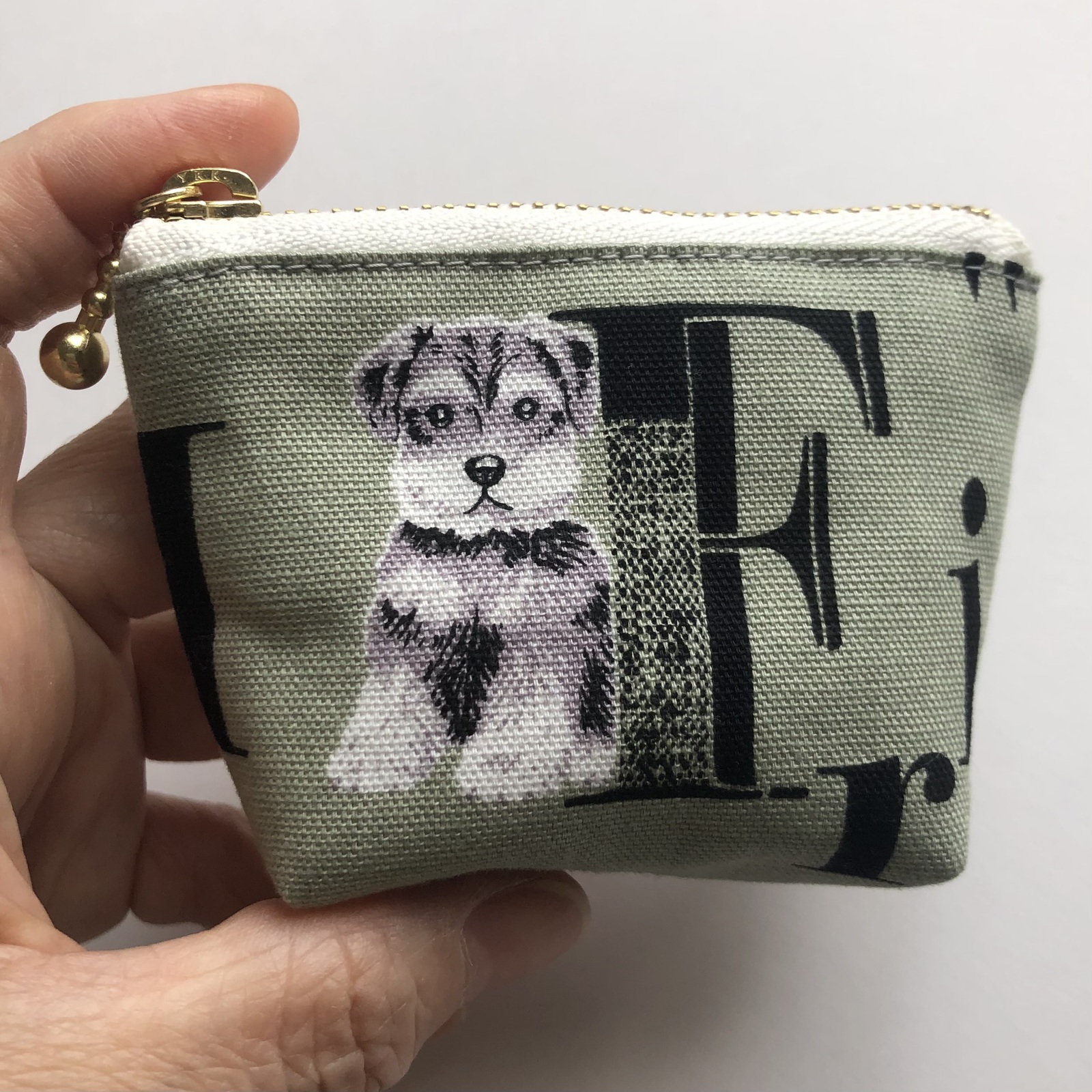 ハンドメイド　巾着袋　ハンバーガー　シュナウザー ハンドメイド 巾着袋 ハンバーガー シュナウザー