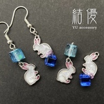 宇宙・小さな小さなうさぎの耳飾り/ピアス/ノンホールピアス