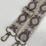 ショルダーストラップ　スマホショルダー　インド刺繍リボン　【送料込み】パープル