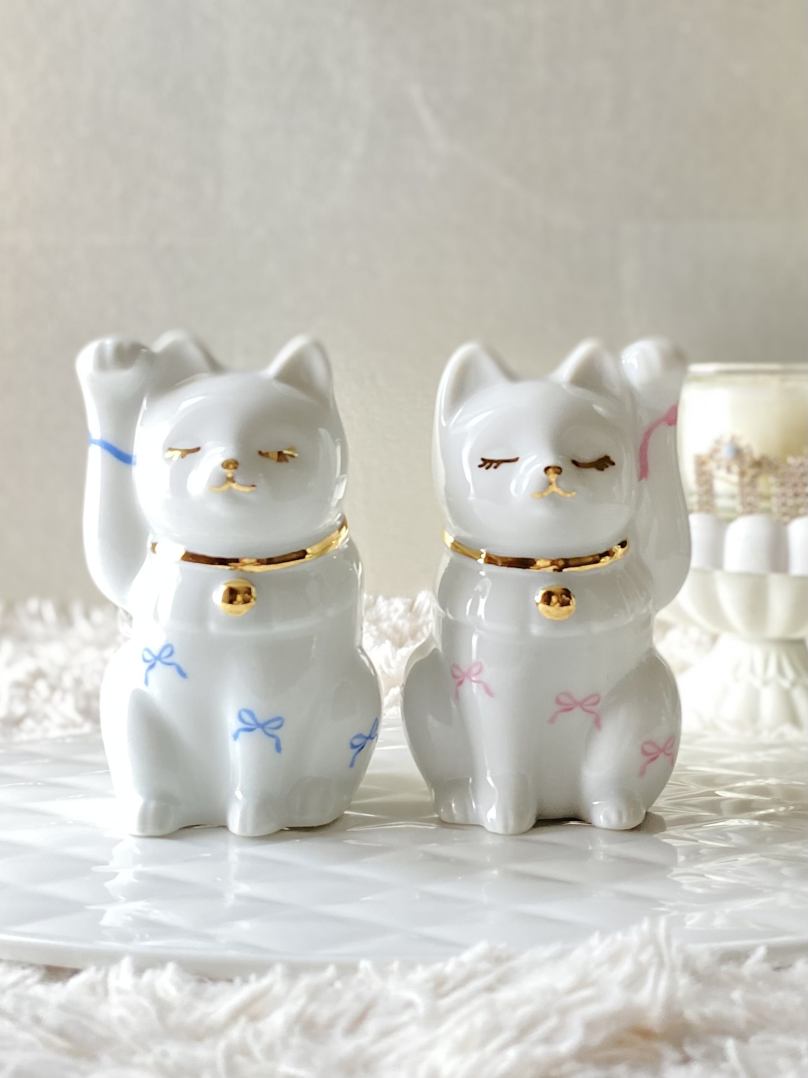 金の鈴を付けた幸運を呼び込むハワイアン招き猫(ペア) お祝いに