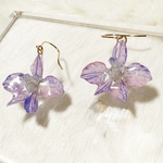 ピンクデルフィニュームの揺れるピアスorイヤリング