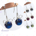 メタリックな天然石ヘマタイトの🎀リボンピアス／イヤリング