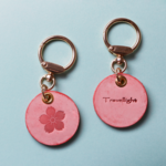 可愛い桜刻印本革キーホルダー　ピンク　丸　贈り物