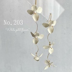 【𝐍𝐨.𝟐𝟎𝟑】𝐖𝐡𝐢𝐭𝐞 𝐟𝐥𝐨𝐰𝐞𝐫*　ブライダル　結婚式　ウェディング　花嫁　ピアス　イヤリング　ホワイト　白　花　フラワー　パール　お呼ばれ　ブライダルピアス　ブライダルイヤリング