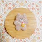 くまの『ホイップちゃん』🍰ブローチ