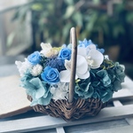 ブルーローズと幸せ胡蝶蘭華やかバスケット　開店祝い　送別祝い 退職祝い　結婚祝い　プリザーブドフラワー　お誕生日　胡蝶蘭　新築祝い　お供え　仏花　お供え　青いバラ　お誕生日