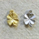 (シルバーのみ)ミニクローバーチャーム（10個入）【3931】