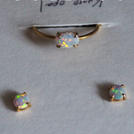 秋冬ギフトに* 受注 京都オパールのリング+ピアスセットコフレ オパール 指輪 オパールリング オパールピアス シンプル 小ぶり 華奢 上品 大人め  ギフト ラッピング 18KGP