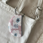 ミニポーチ　半月のかたち　ミニ持ち手付き