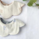 ꒰ 即納 ꒱フラワー刺繍生地スタイ　もくもく　360度スタイ　
