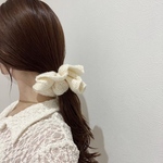 大ぶりシュシュ・バラのヘアアクセセット🌹