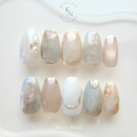 Misty Shell　ネイルチップ　ニュアンスネイル　ブライダル　ウェディング　結婚式　花嫁　パール　前撮り　成人式　秋　シンプル　うるうる　フォトウェディング　上品　振袖　水光ネイル　ジェルネイル