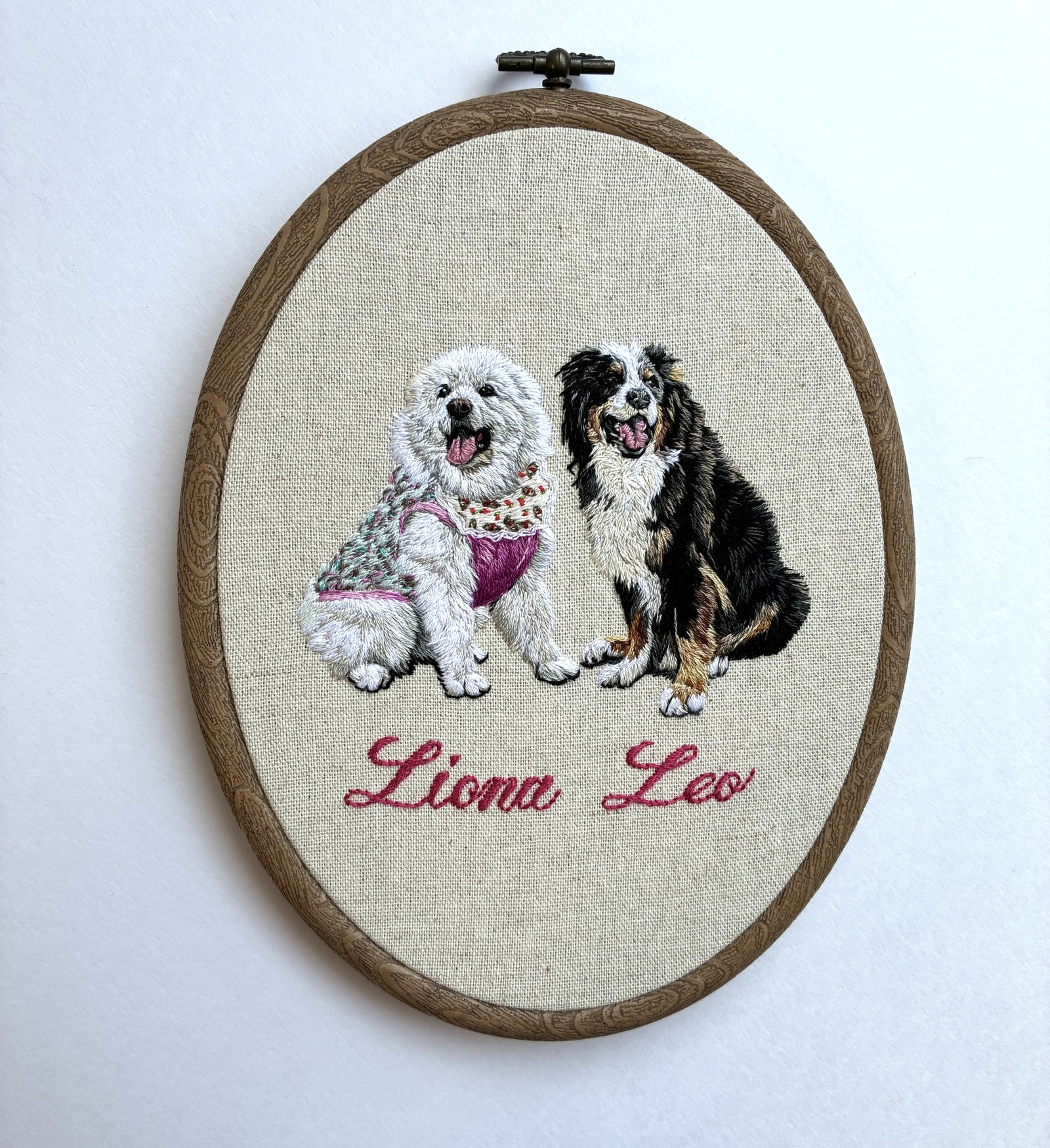 kuukailove様オーダー品☆犬の手刺繍のポートレート - akoichi