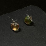 🍏 Green Apple Multiple colours ピアスかイヤリング(アシンメトリーでも楽しめる片耳用)
