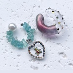 Dream earcuff  ( sour blue bear )//