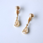 ヴィンテージビジューのイヤリング/ピアス beige givre p