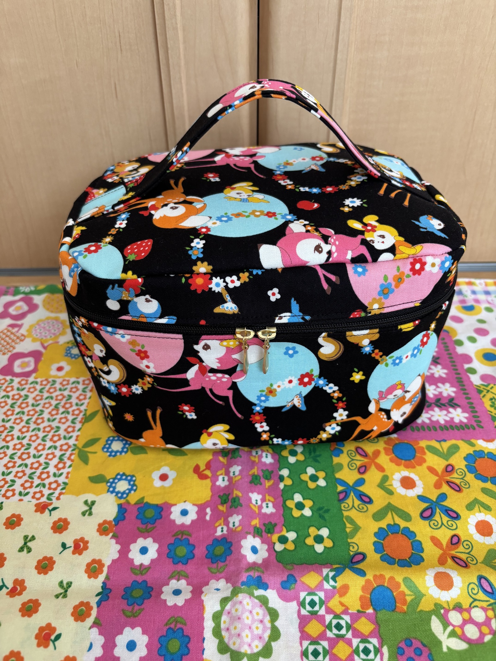 ｍさま専用＊ハンドメイド布小物　　トートバッグほか５点＊昭和レトロ柄 セール☆昭和レトロ☆トートバッグ☆ピンク - ハンドメイド