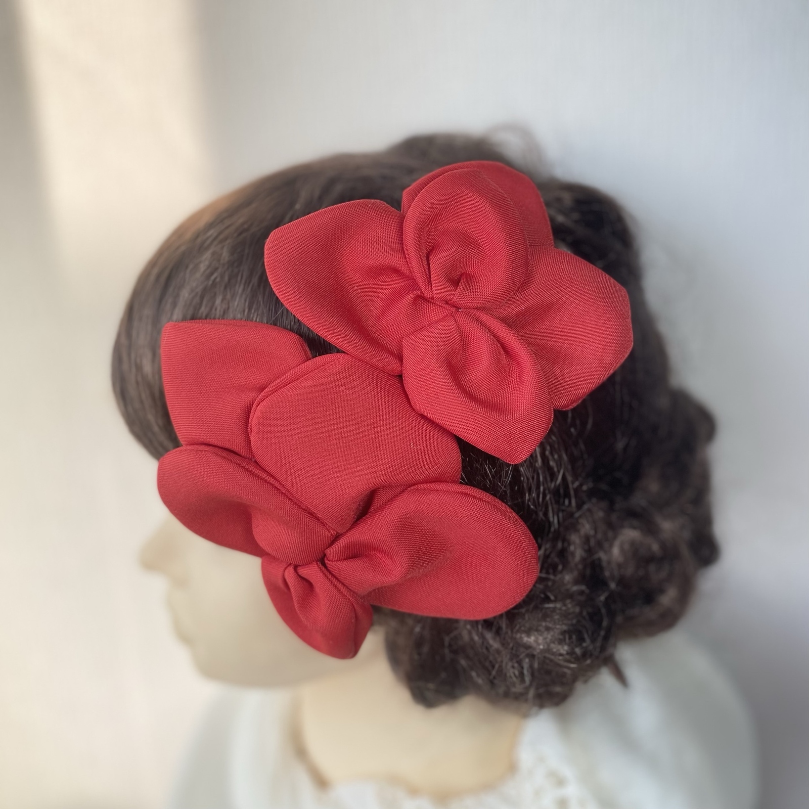 赤リボン ヘッドドレス リボン ヘアアクセサリー 髪飾り 縮緬 赤リボン ヘッドドレス リボン ヘアアクセサリー 髪飾り 縮緬
